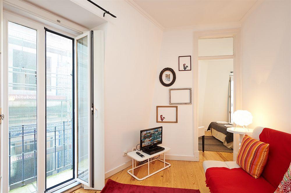 เฮลโล ลิสบอน ซานโตส อะซูเลโชส อพาร์ตเมนต์ Apartment ภายนอก รูปภาพ