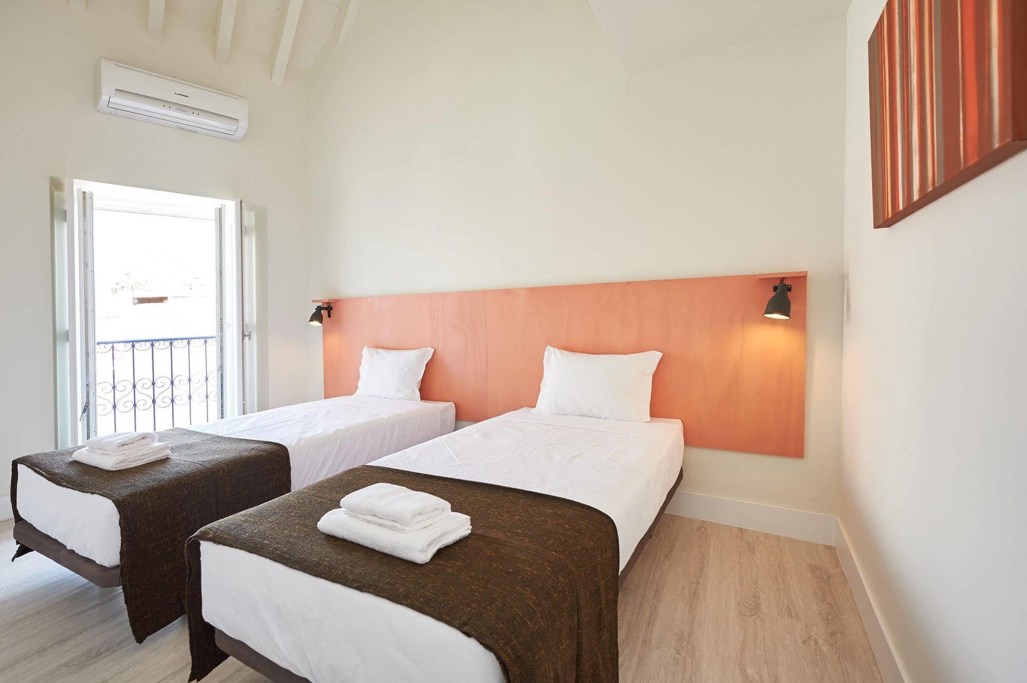 เฮลโล ลิสบอน ซานโตส อะซูเลโชส อพาร์ตเมนต์ Apartment ภายนอก รูปภาพ