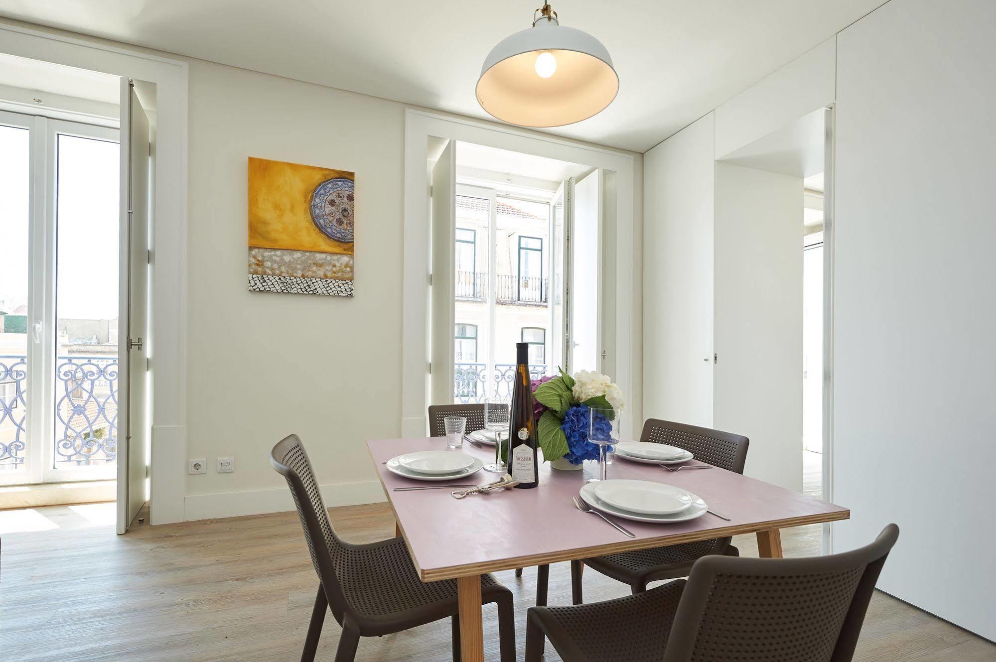 เฮลโล ลิสบอน ซานโตส อะซูเลโชส อพาร์ตเมนต์ Apartment ภายนอก รูปภาพ