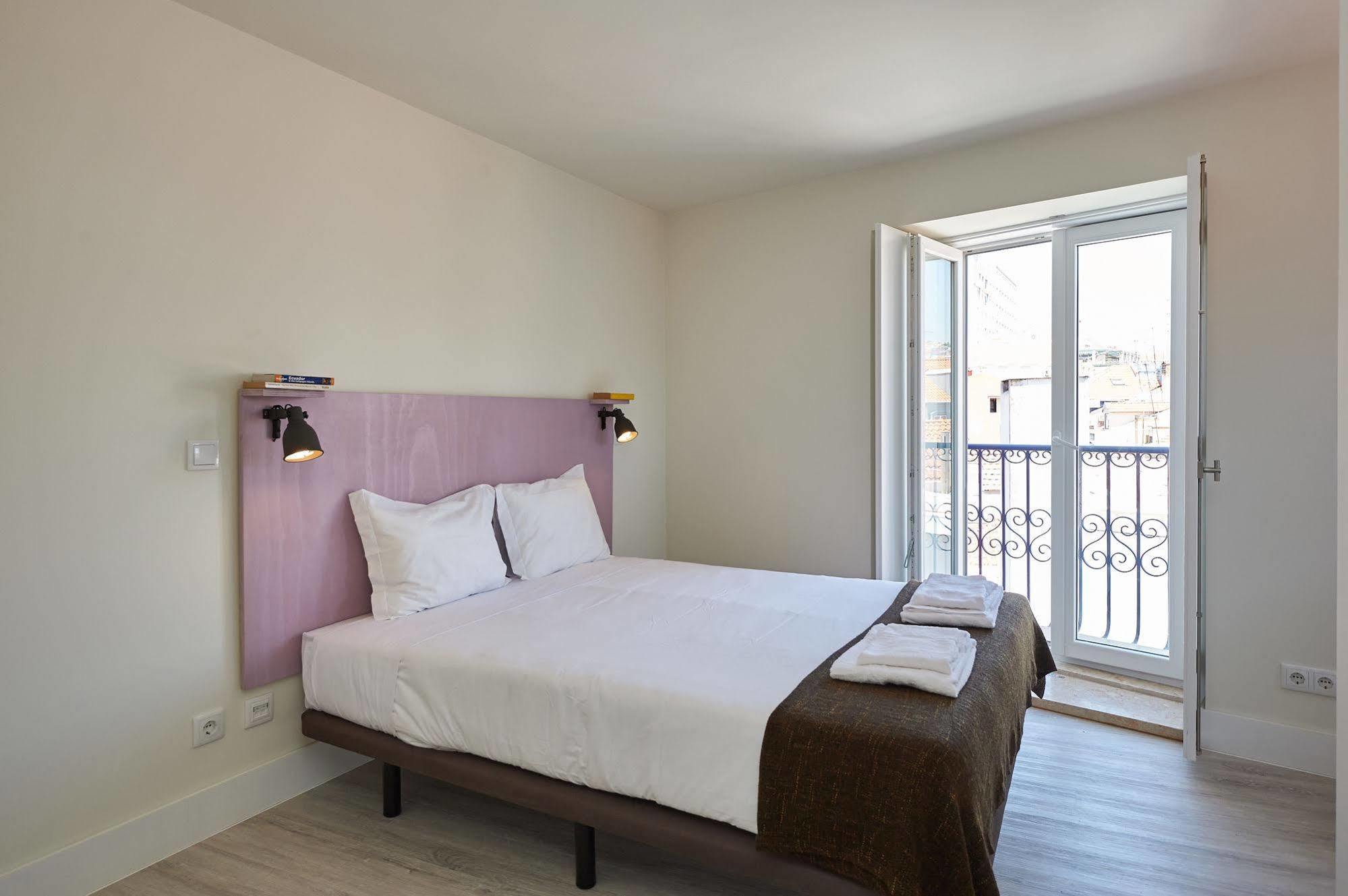 เฮลโล ลิสบอน ซานโตส อะซูเลโชส อพาร์ตเมนต์ Apartment ภายนอก รูปภาพ