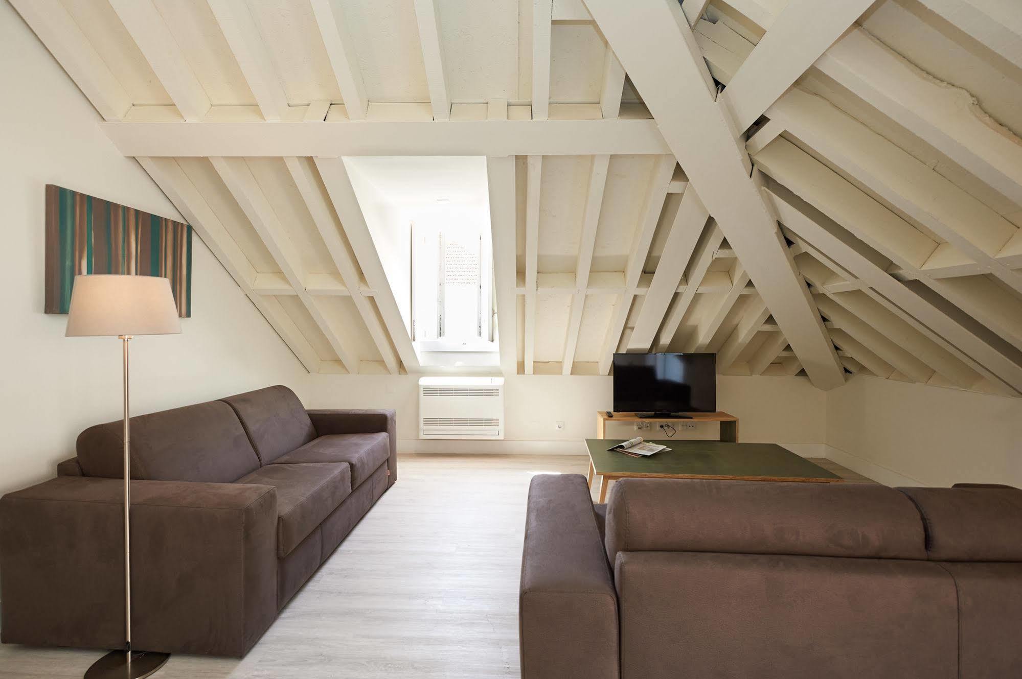 เฮลโล ลิสบอน ซานโตส อะซูเลโชส อพาร์ตเมนต์ Apartment ภายนอก รูปภาพ