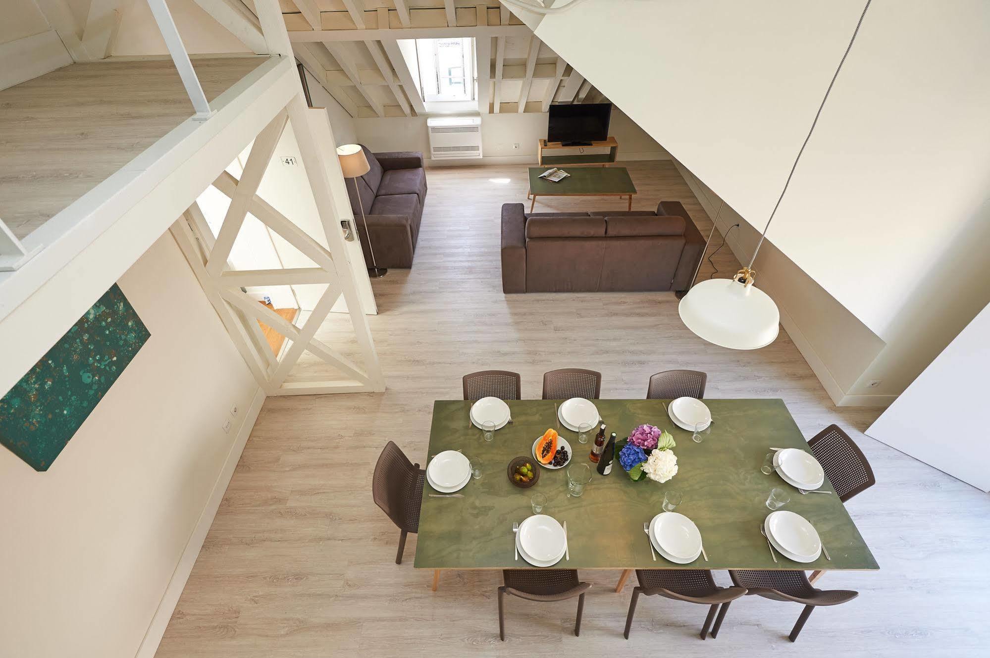 เฮลโล ลิสบอน ซานโตส อะซูเลโชส อพาร์ตเมนต์ Apartment ภายนอก รูปภาพ