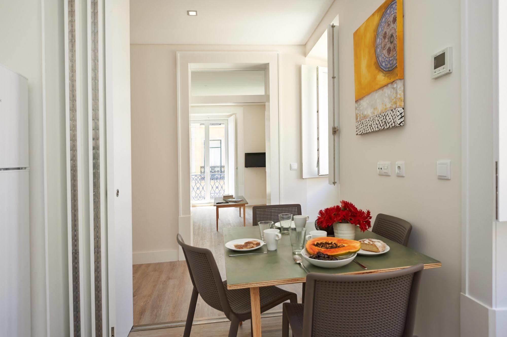 เฮลโล ลิสบอน ซานโตส อะซูเลโชส อพาร์ตเมนต์ Apartment ภายนอก รูปภาพ
