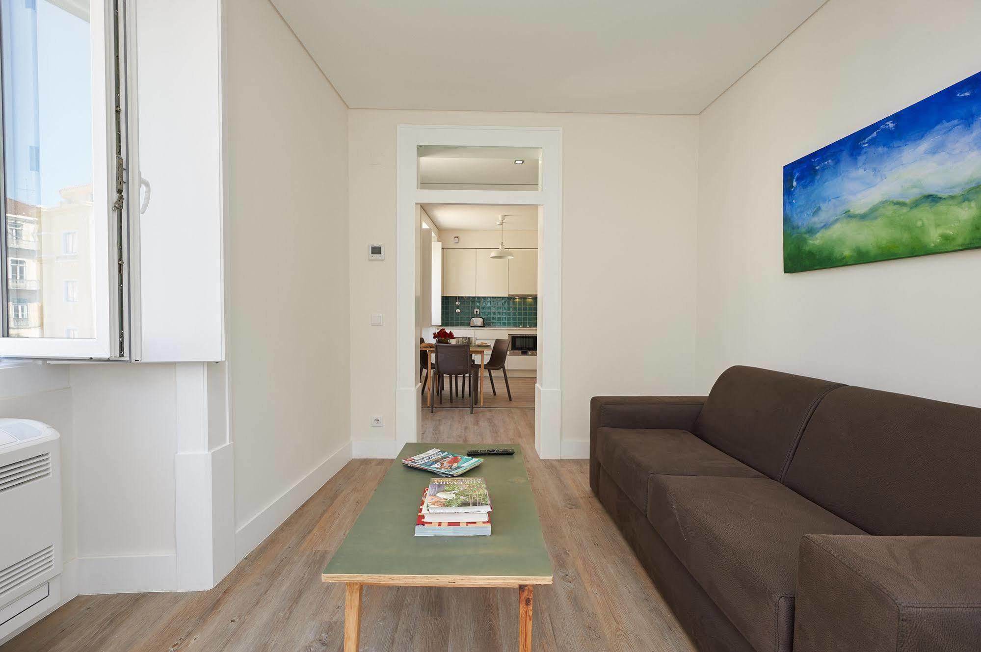 เฮลโล ลิสบอน ซานโตส อะซูเลโชส อพาร์ตเมนต์ Apartment ภายนอก รูปภาพ